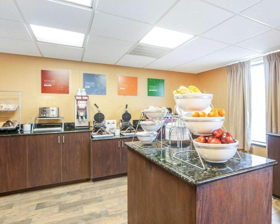 רומא Comfort Suites מראה חיצוני תמונה